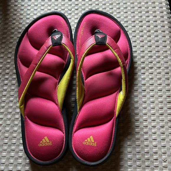 Adidas Women’s Flip Flops, GUC. Sz 7. In rose and yellow. - Picture 8 of 8
